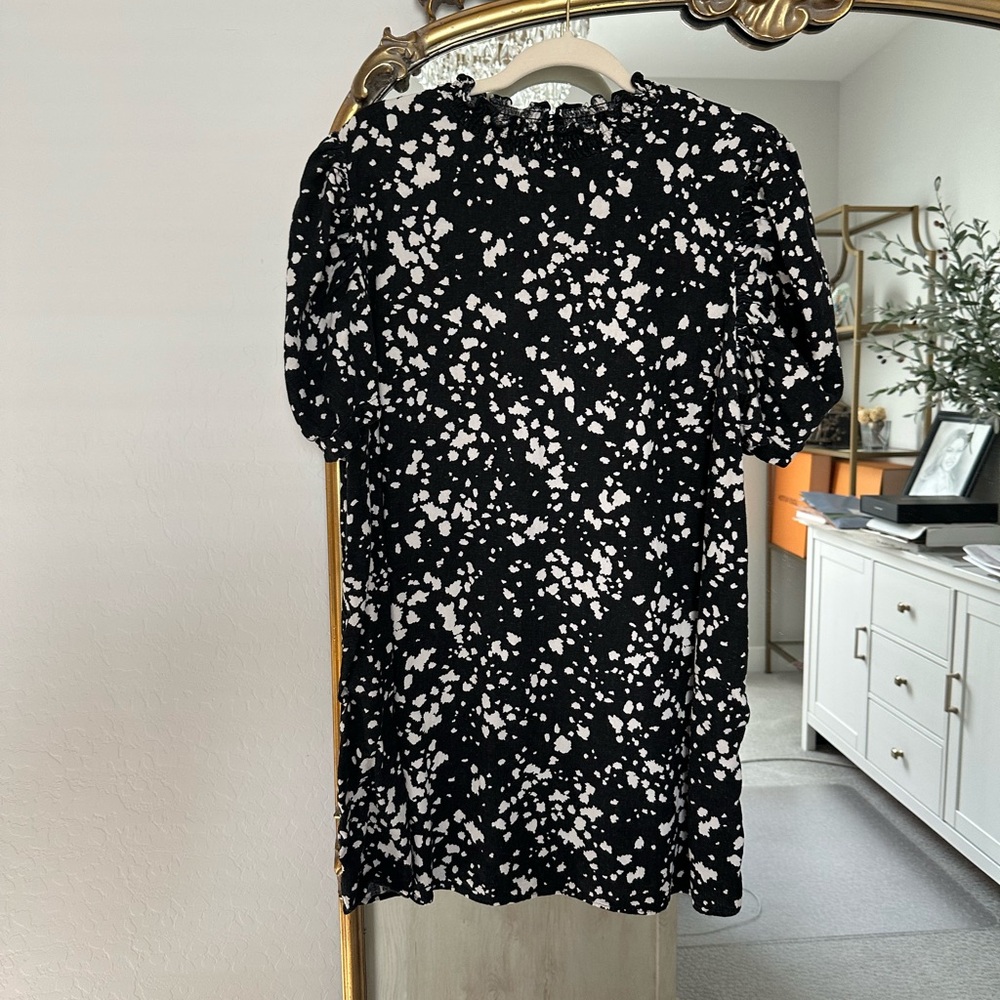 Who What Wear Black and White Ruffled Mini Dress